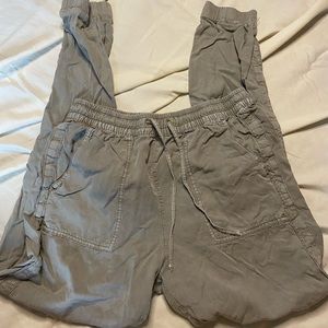 H&M Green Cargo Jogger Style Pants